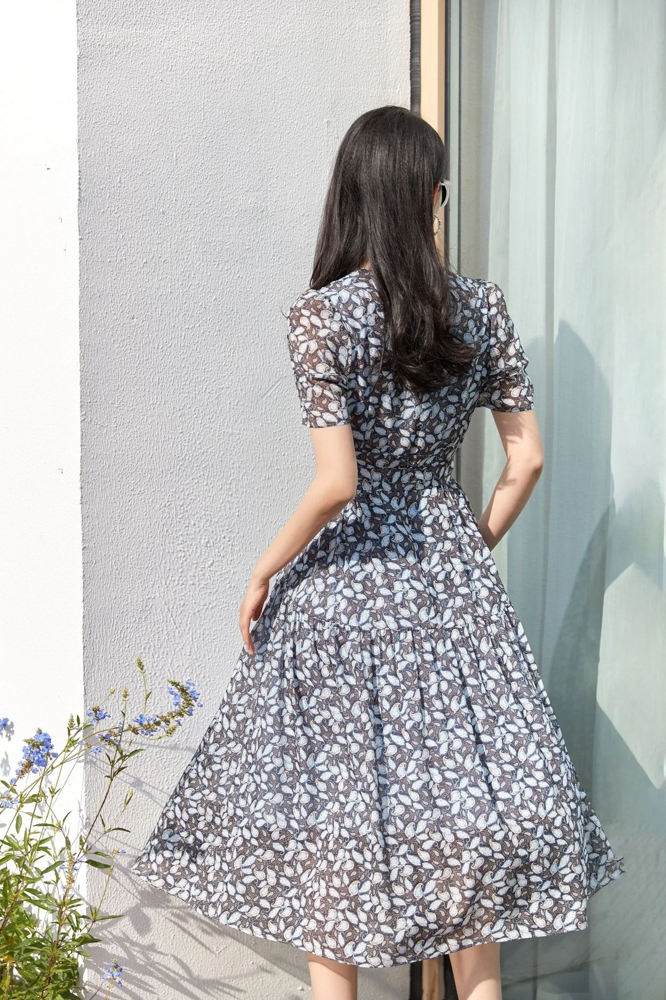 Ditsy Floral Slim Waist Short Sleeve Midi Dress