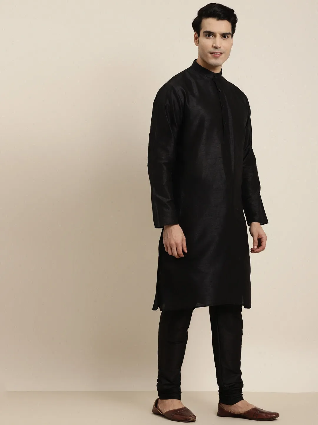 Men's Silk Blend Black Kurta Pyjama & Cotton Linen Sky Blue Solid Nehrujacket - Sojanya