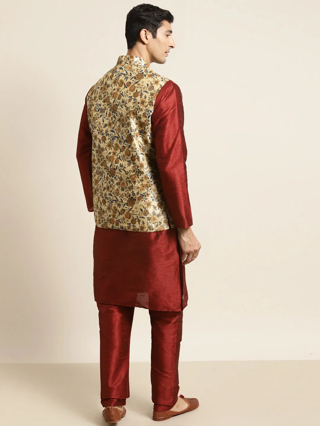 Men's Silk Blend Maroon Kurta Pyjama & Silk Blend Multi Printed Nehrujacket - Sojanya