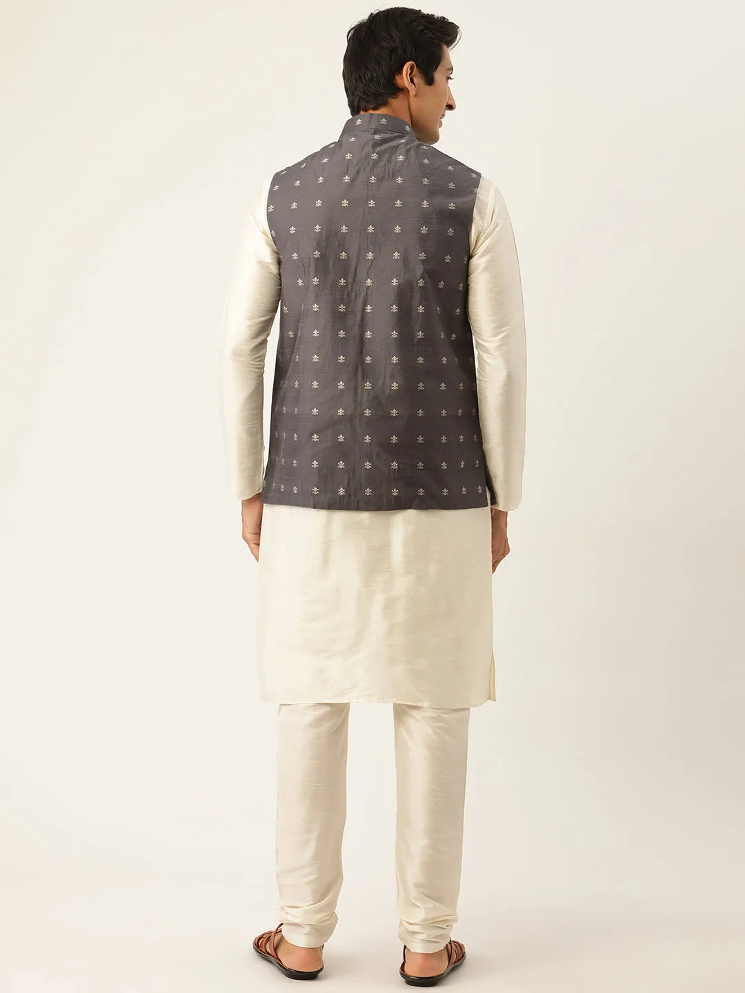 Men's Silk Blend Off White Kurta Pyjama & Grey Nehrujacket Combo - Sojanya