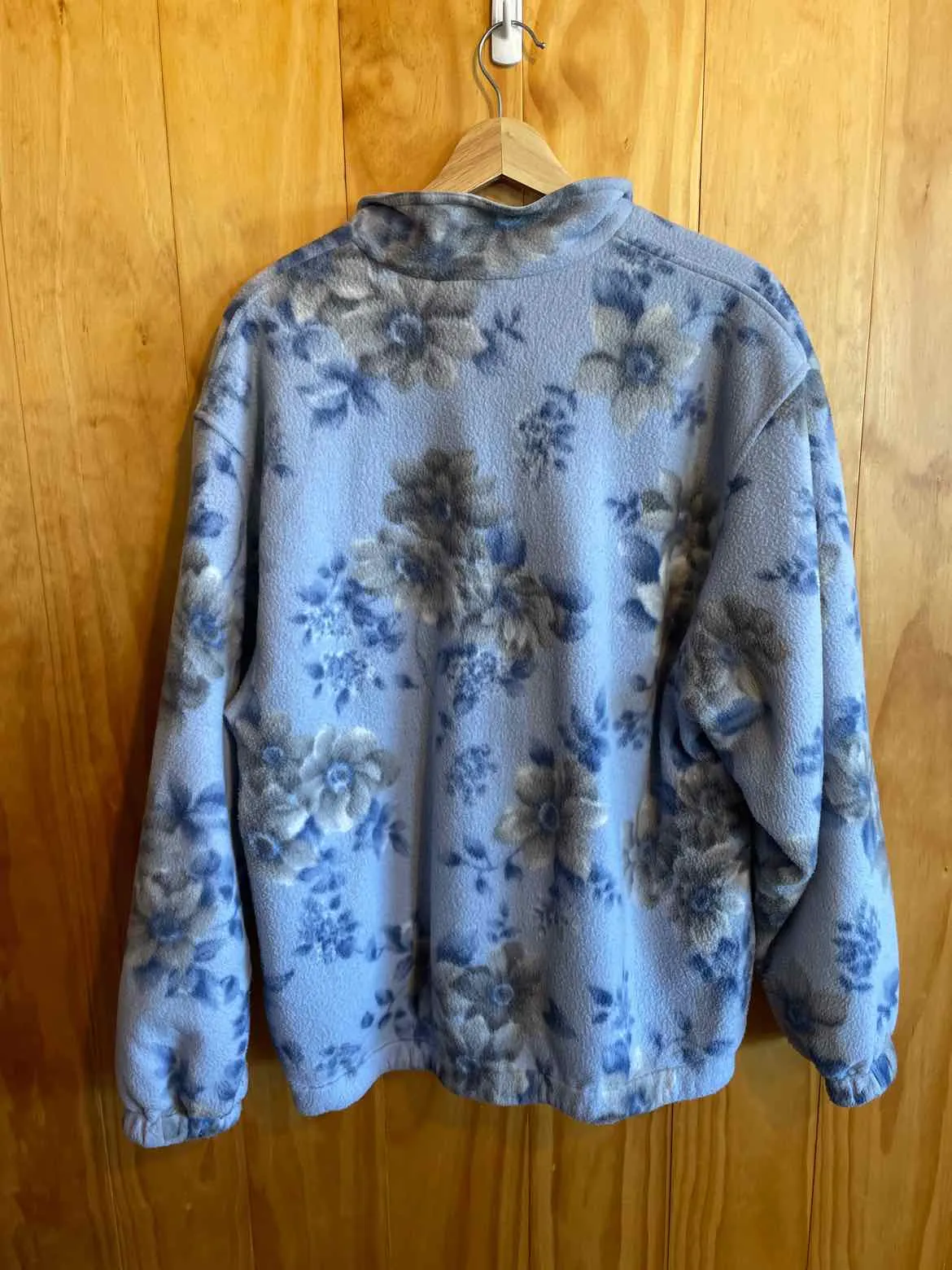 Size Medium Drapers & Damon Blue Woman's Windbreaker